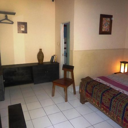 La Casa Homestay Senggigi Camera foto