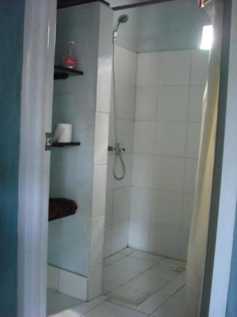 La Casa Homestay Senggigi Esterno foto